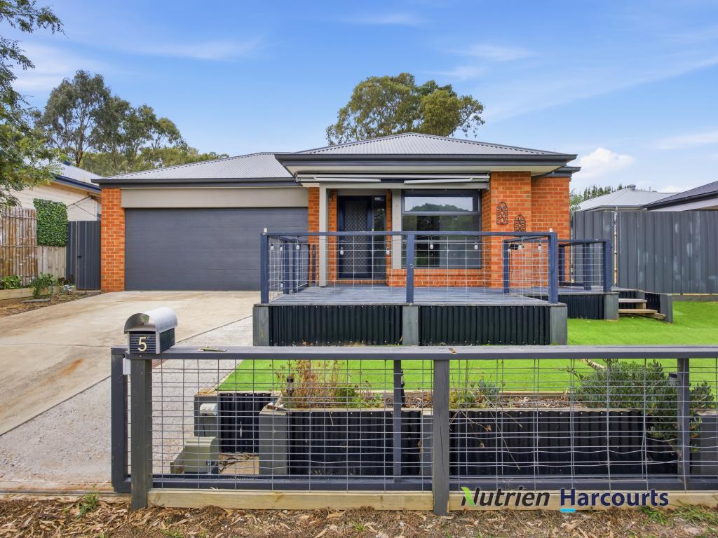 5 RATTRAY ST, YEA, VIC 3717