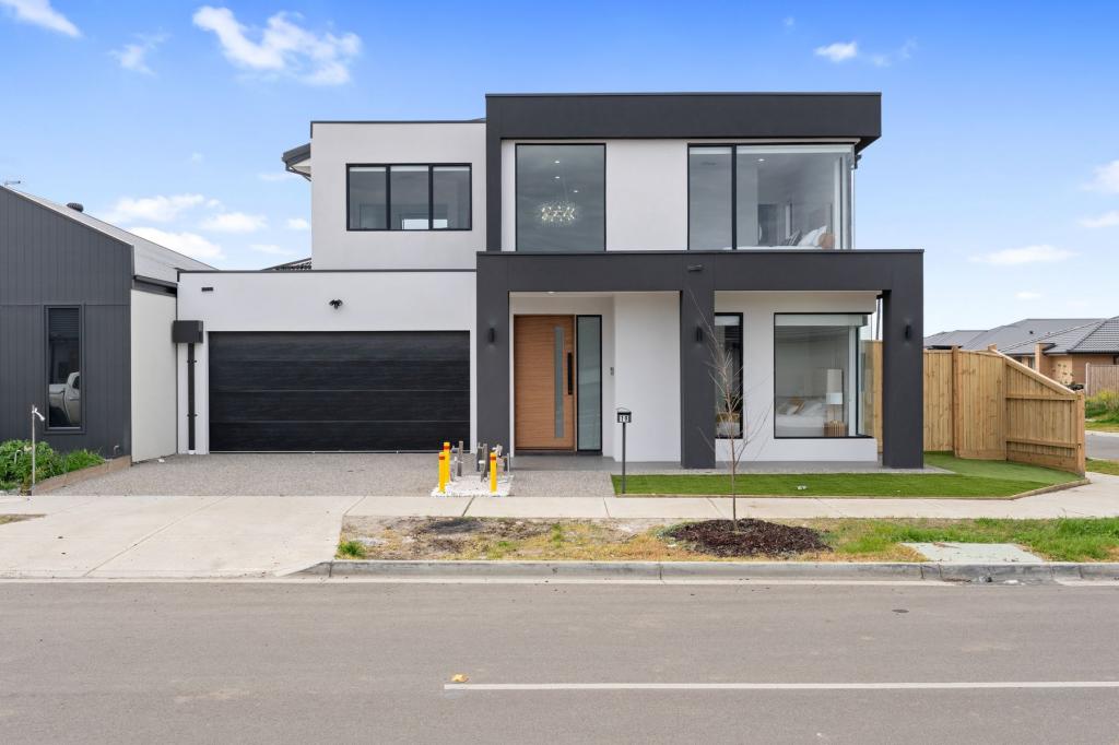 19 Beaconsfield Dr, Mickleham, VIC 3064