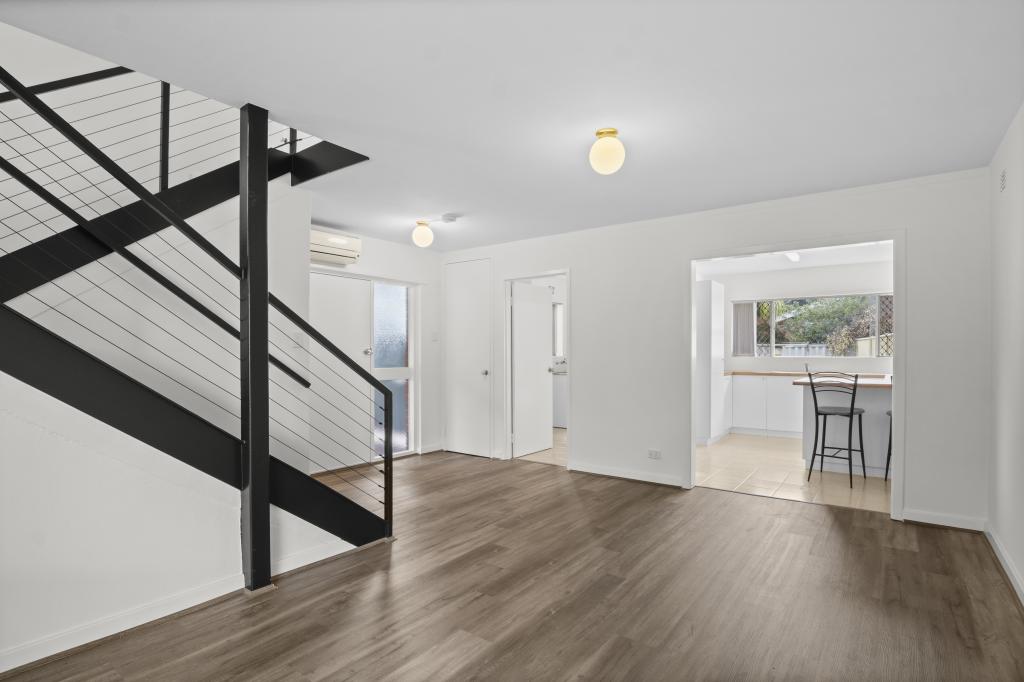 16a Casserley Ave, Girrawheen, WA 6064