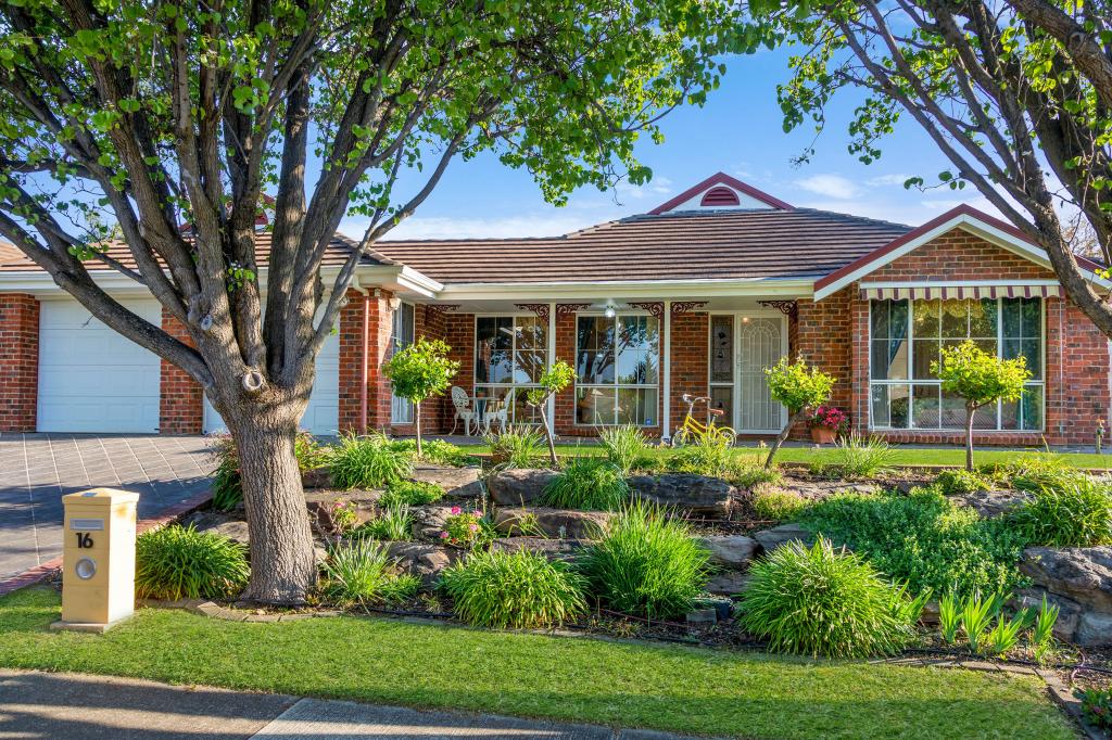 16 Amadeus Ct, Greenwith, SA 5125