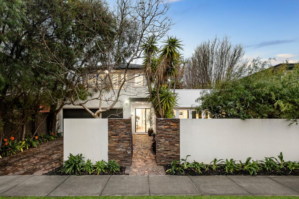 28 BRIDGE ST, HAMPTON, VIC 3188