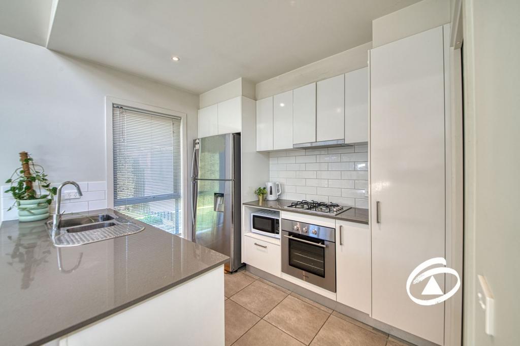 29 LLANO CCT, BERWICK, VIC 3806