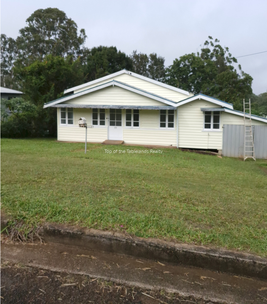 39 Herbert St, Ravenshoe, QLD 4888