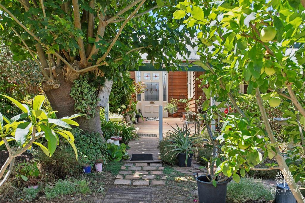 15 Orange Valley Rd, Kalamunda, WA 6076