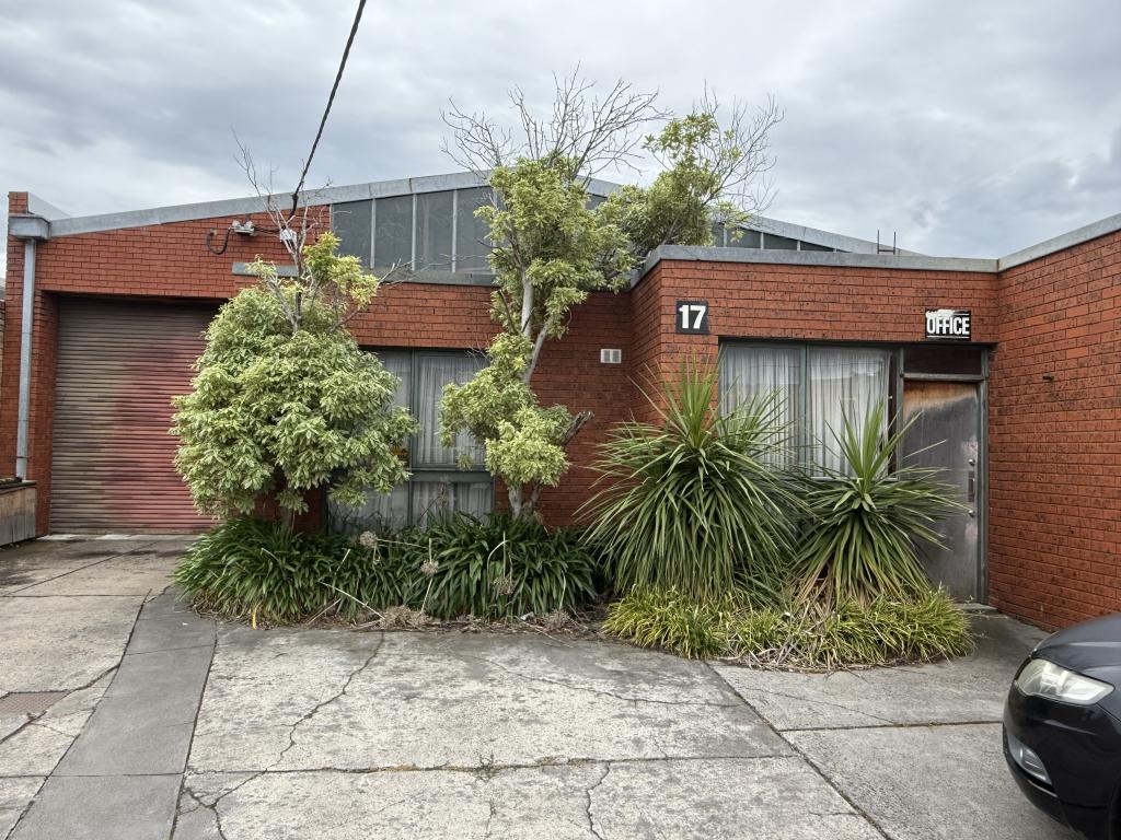 17 NELSON ST, MOORABBIN, VIC 3189