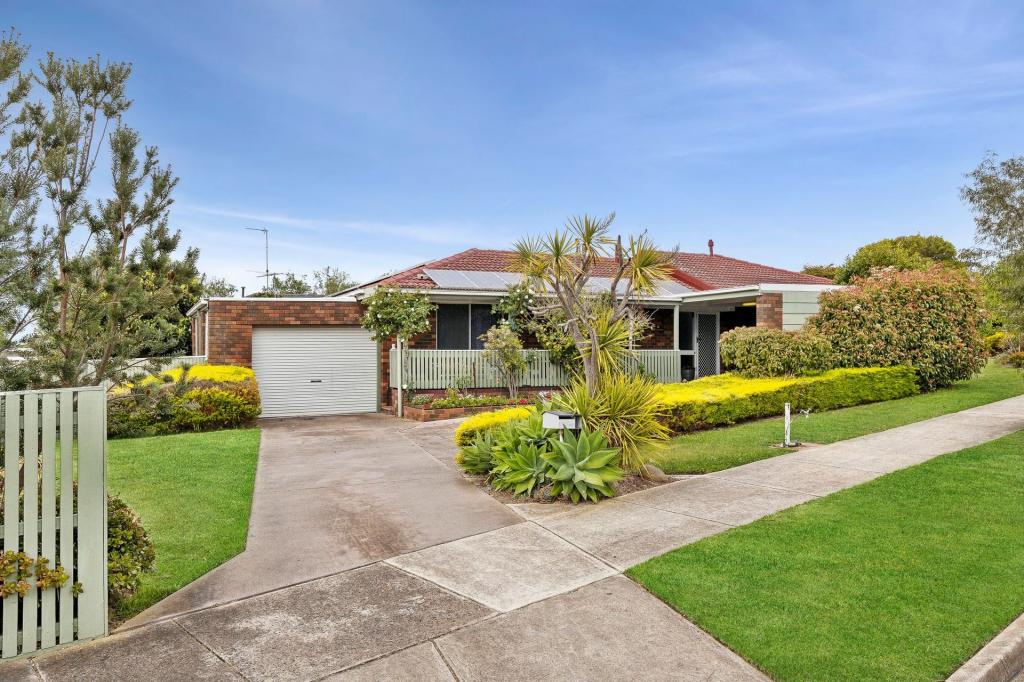 1 Corowa Ct, Grovedale, VIC 3216