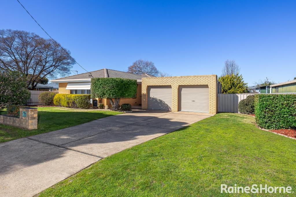 1 Cobbola St, Kooringal, NSW 2650