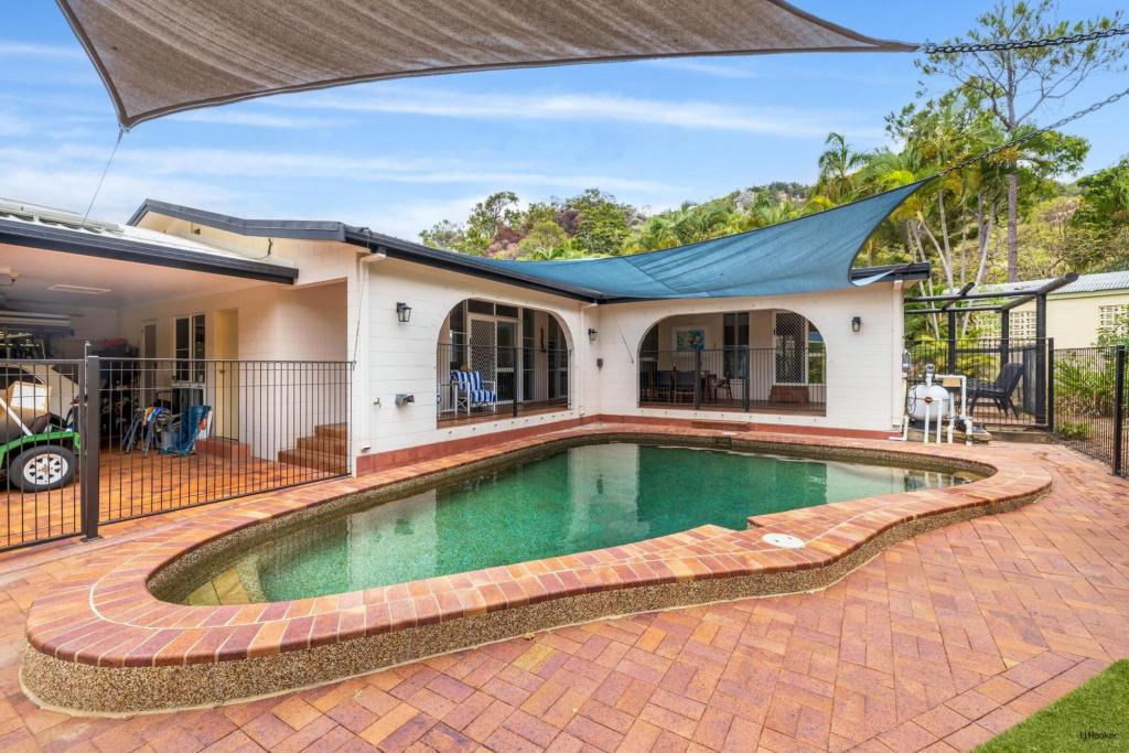 47 Hayles Ave, Arcadia, QLD 4819
