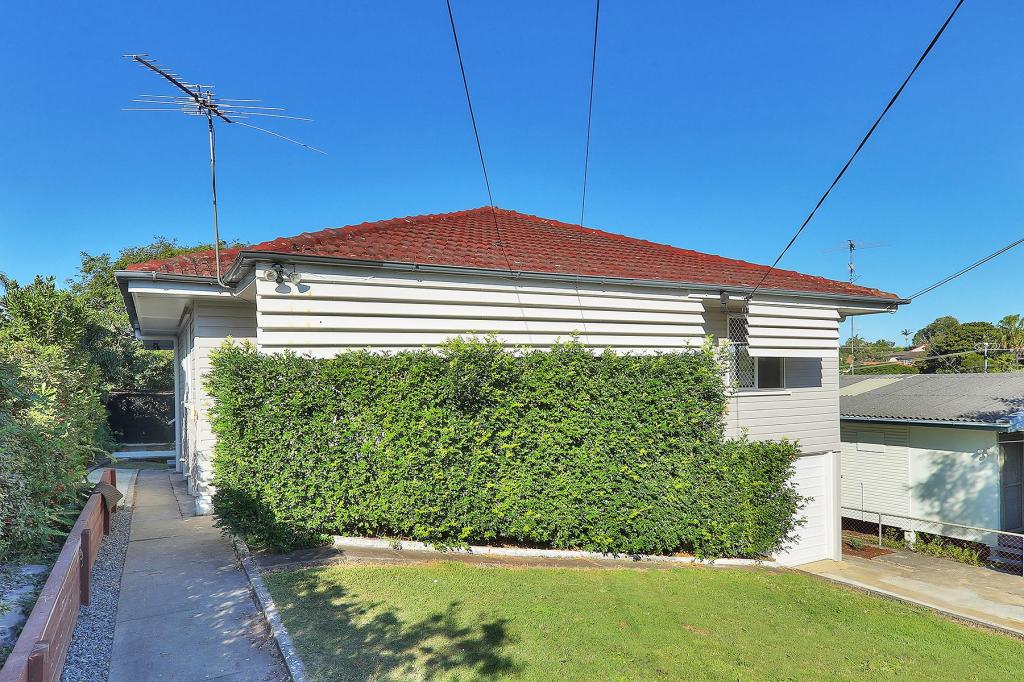 26 Belcaro St, Upper Mount Gravatt, QLD 4122