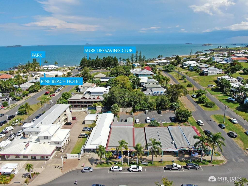 22 Hill St, Emu Park, QLD 4710