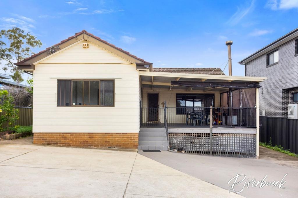 32 Rowley Rd, Guildford, NSW 2161