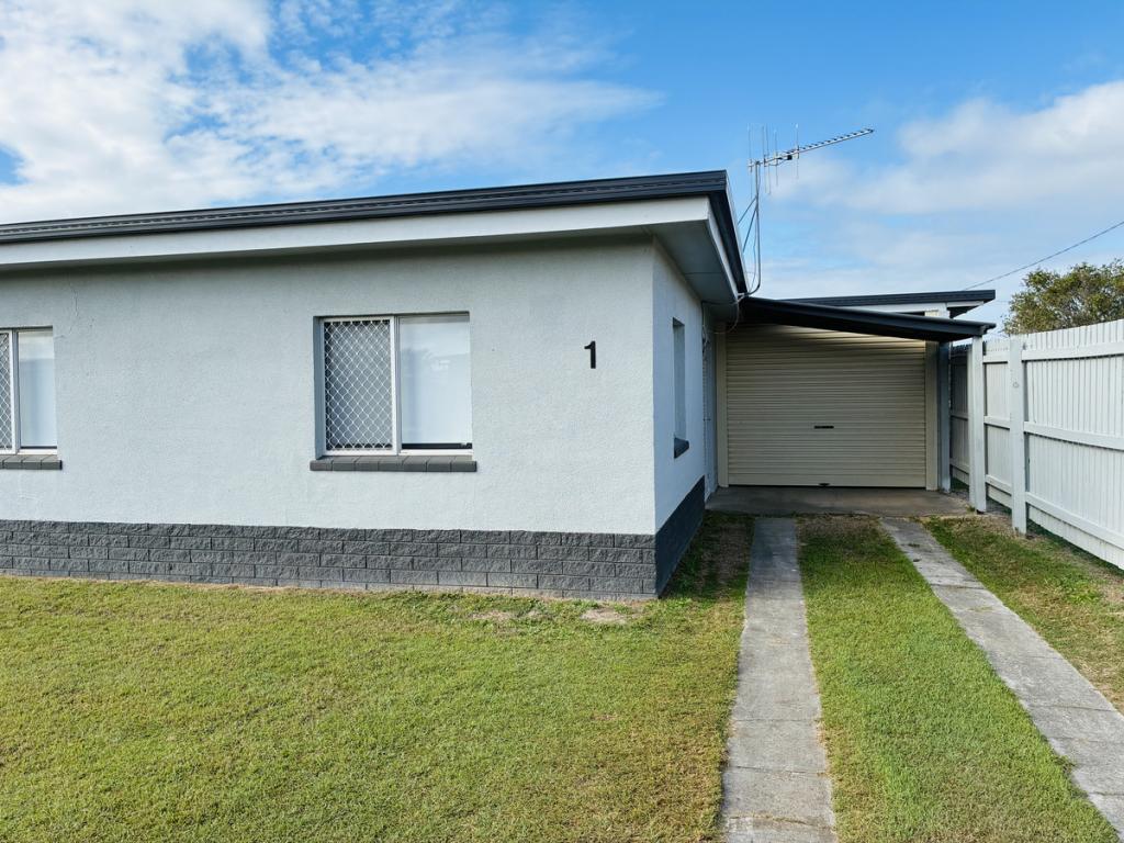 1/4 Palmer St, Millbank, QLD 4670