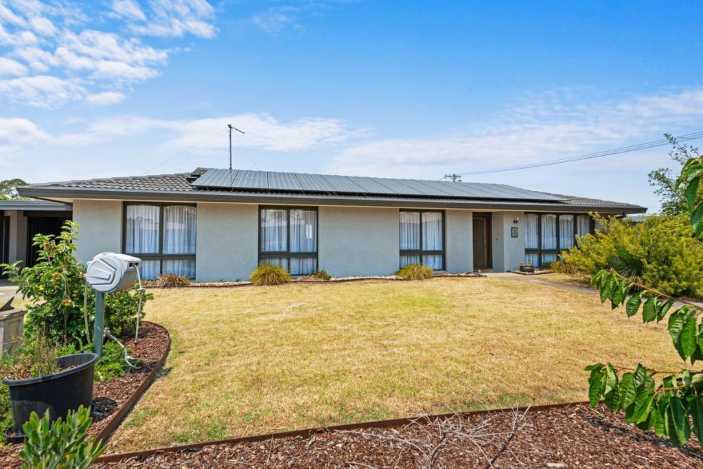 5 Staddon Ct, Stratford, VIC 3862