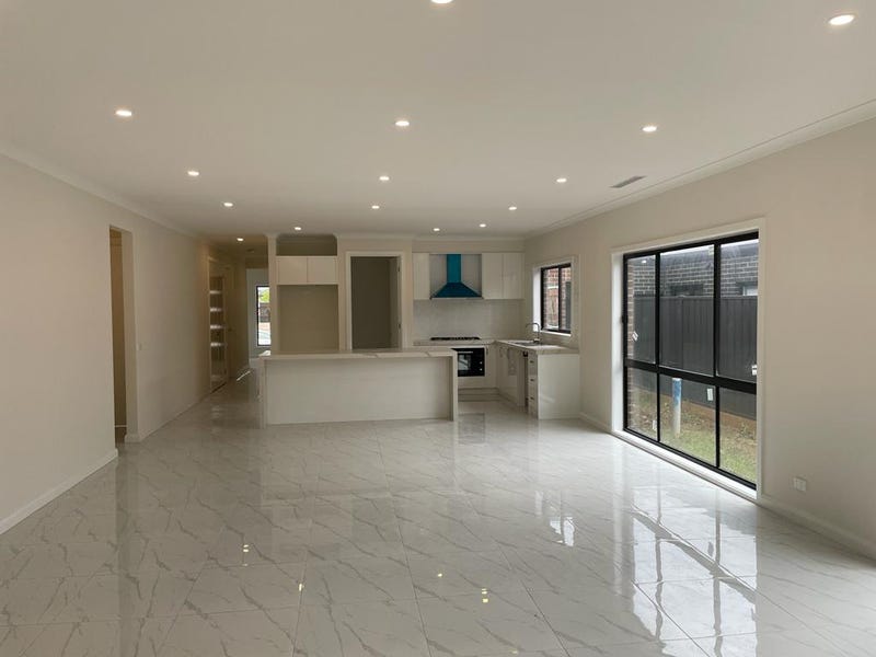 10 Reetaj Cres, Truganina, VIC 3029