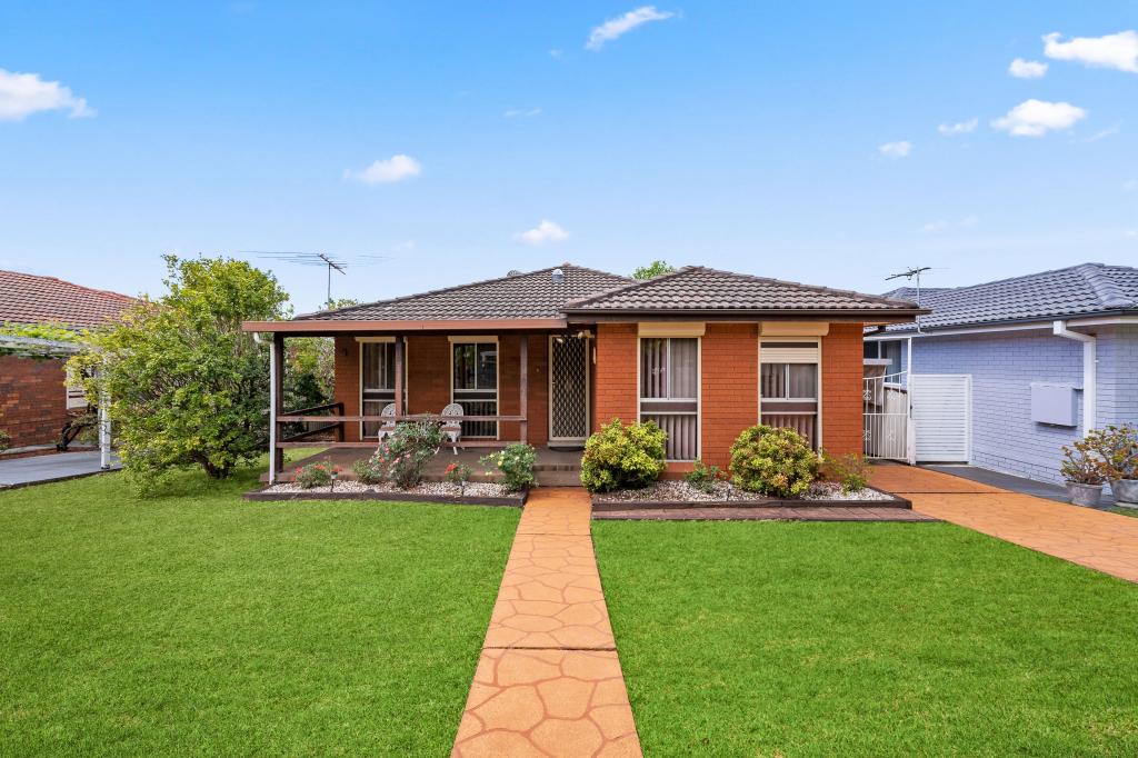 11 Goldsmith Cl, Wetherill Park, NSW 2164