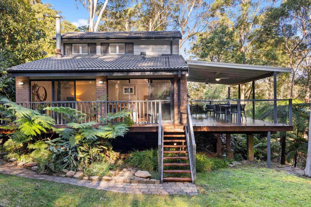 6 Akoonah Cl, Westleigh, NSW 2120