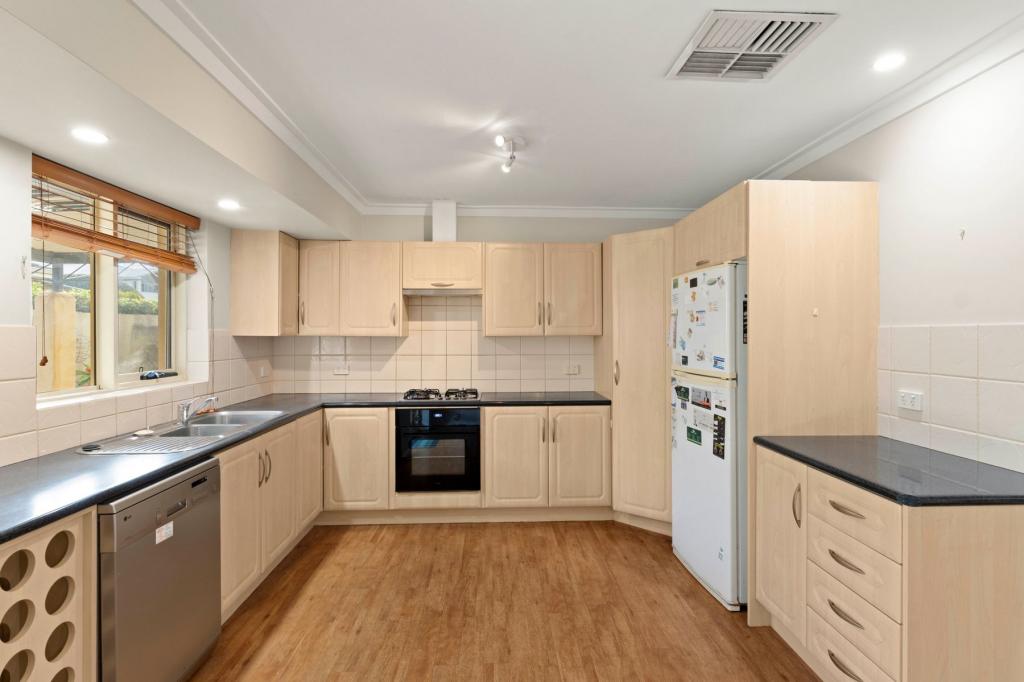 16 Barnsbury Rd, Warwick, WA 6024