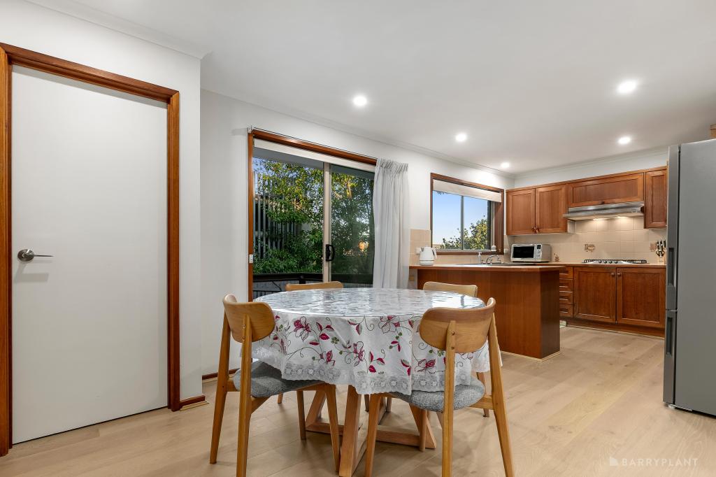 2/808 Elgar Rd, Doncaster, VIC 3108