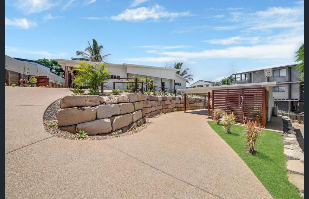 35 Ferguson St, Emu Park, QLD 4710