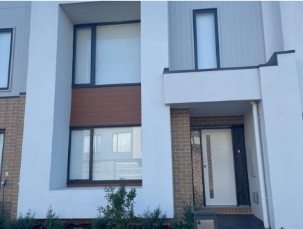 4 Selhurst Gr, Wyndham Vale, VIC 3024