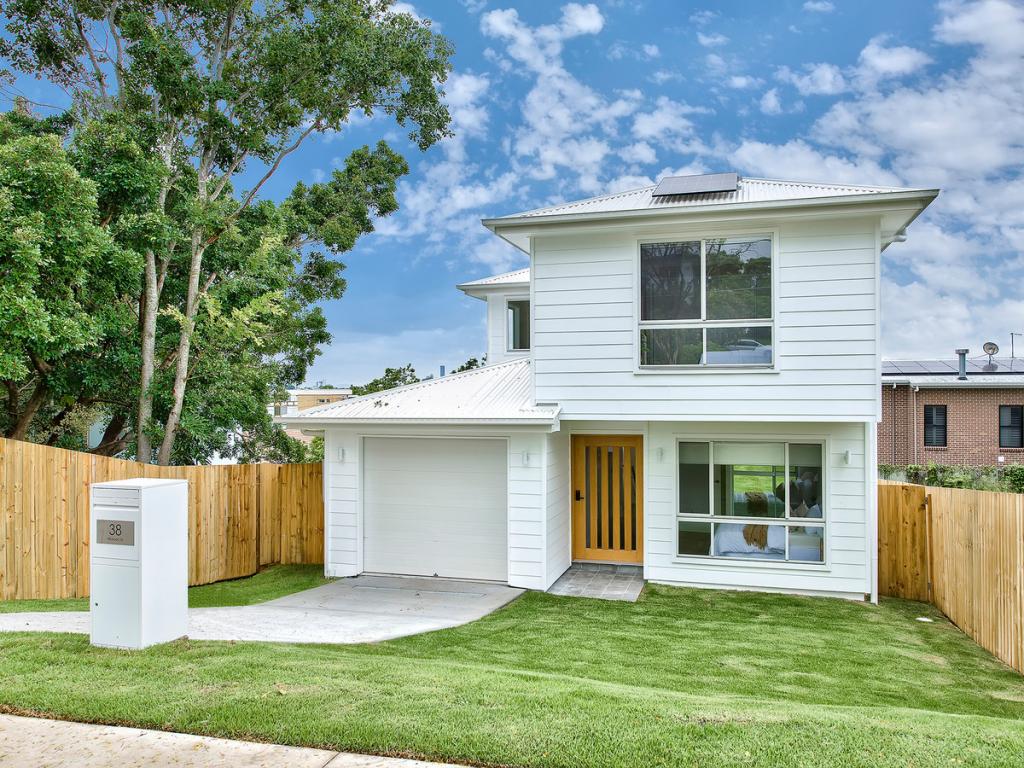 38 Waroon St, Stafford, QLD 4053