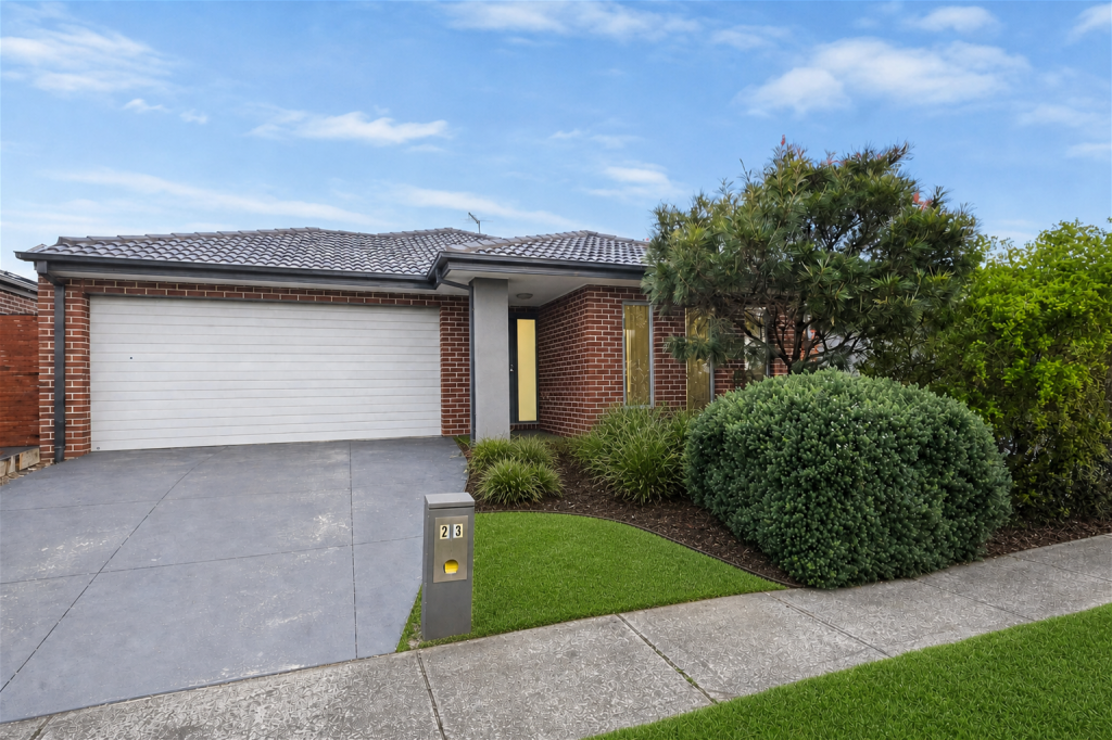 23 Bondi Pde, Point Cook, VIC 3030