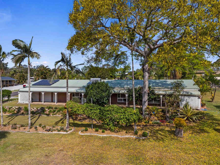 2 Julienne St, Southside, QLD 4570