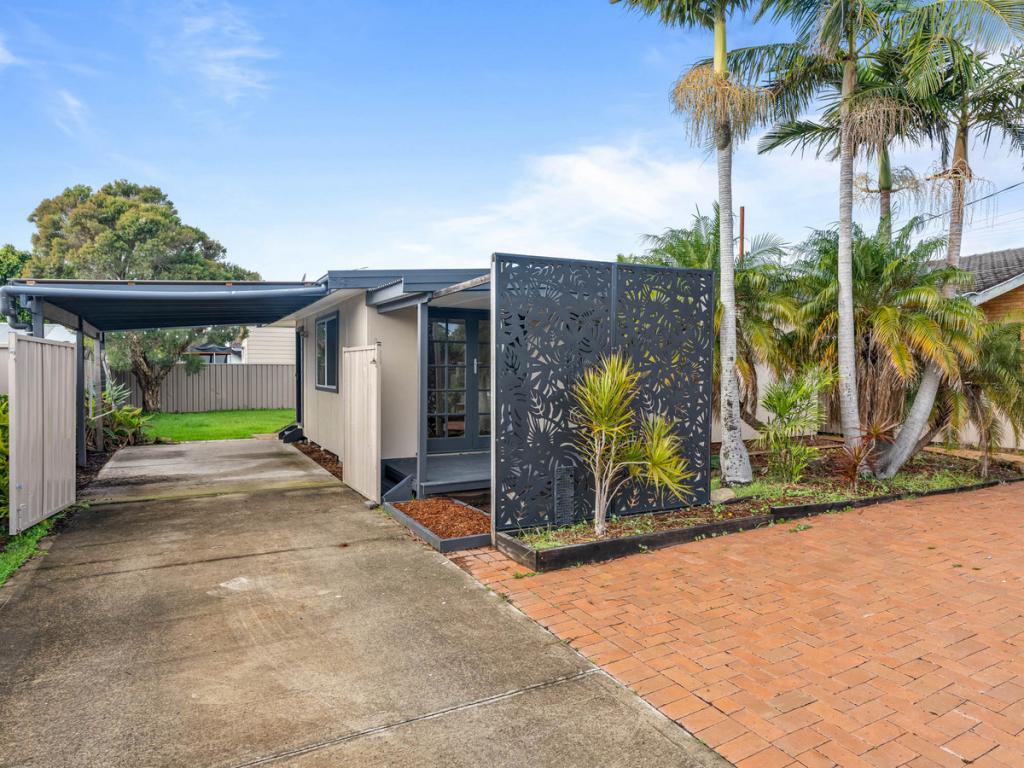 36 & 36a Flinders Ave, Killarney Vale, NSW 2261