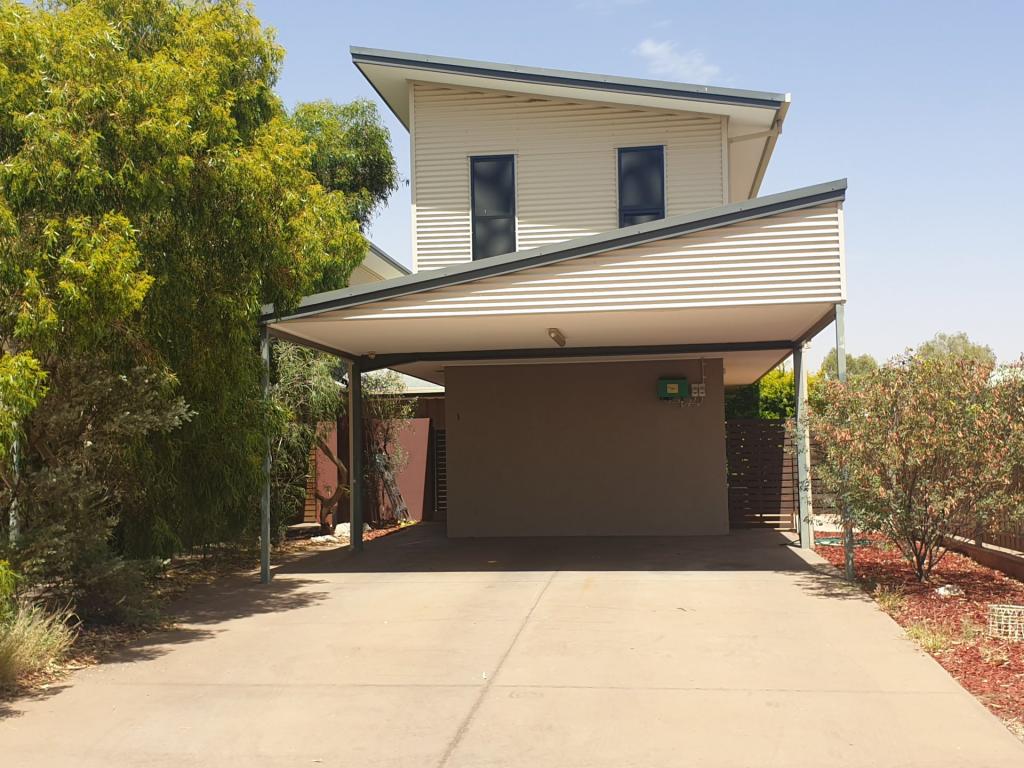 1/4 Maconochie Rd, Mount Johns, NT 0874