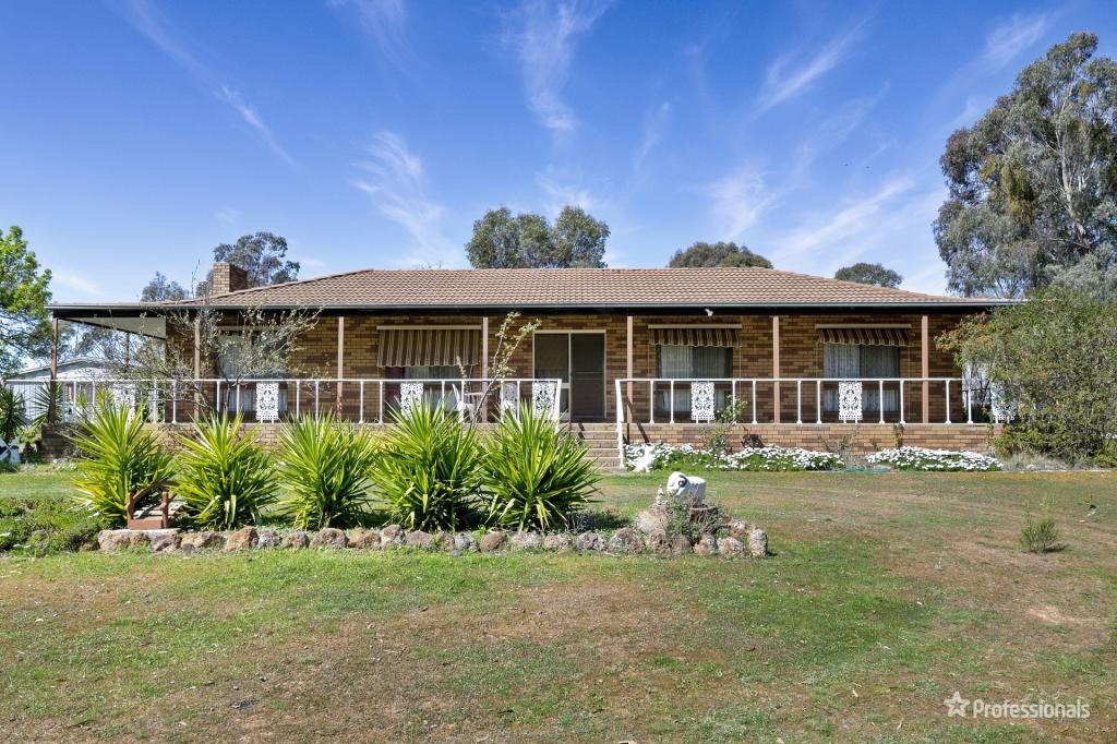 27 Durants Rd, Redbank, VIC 3477