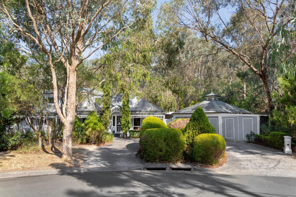 5 Tom Roberts Gld, Diamond Creek, VIC 3089