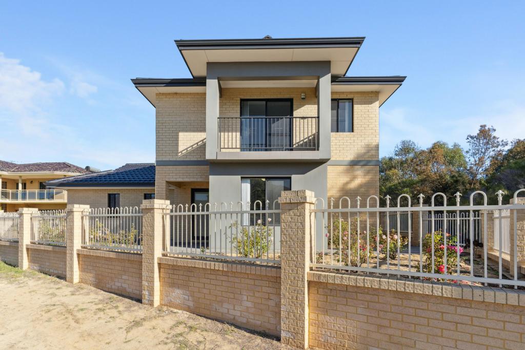 2/4 Carden Dr, Cannington, WA 6107