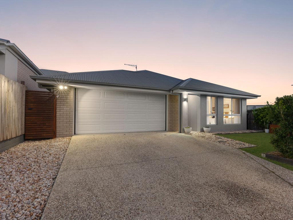 1 Shearer Ct, Ripley, QLD 4306