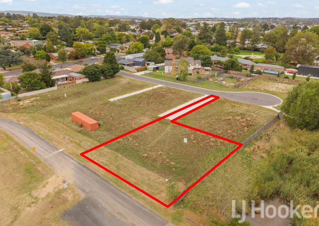 14 ABLETT CT, KELSO, NSW 2795