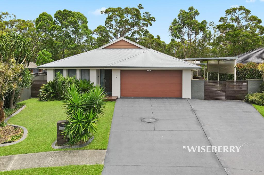 5 Seabreeze Cl, Gwandalan, NSW 2259