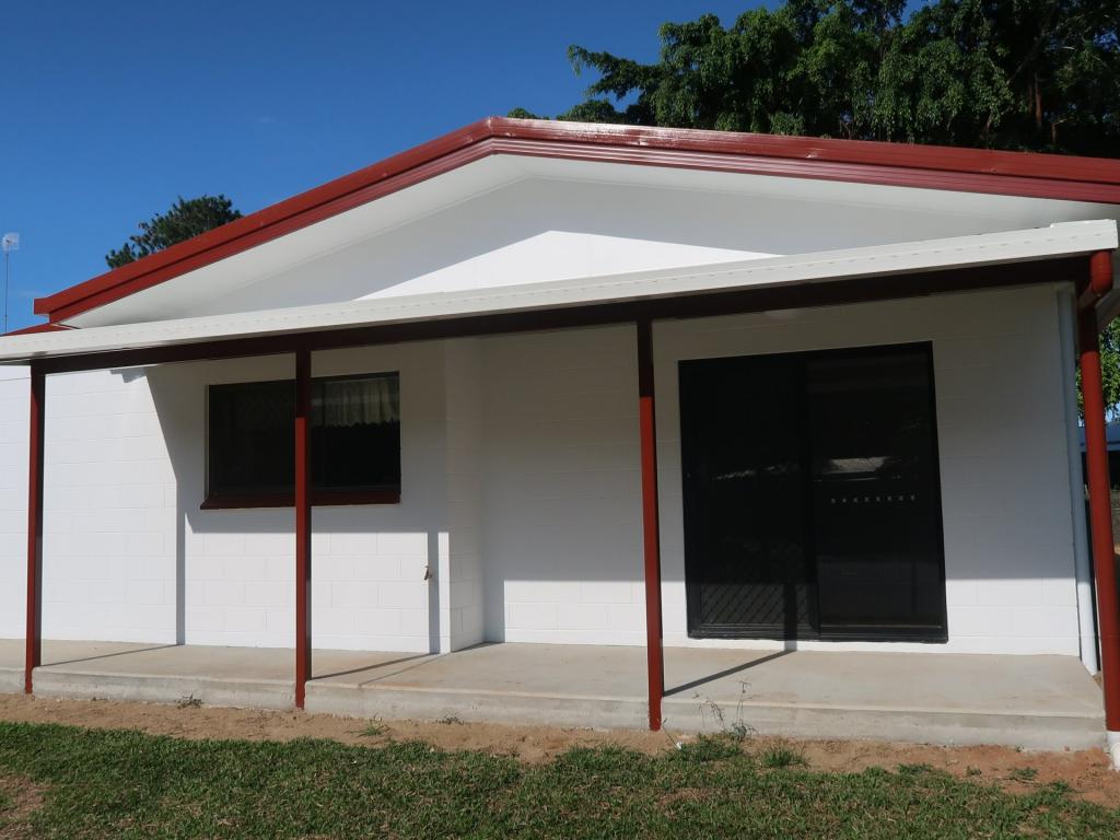 6 Melinga Cl, Caravonica, QLD 4878