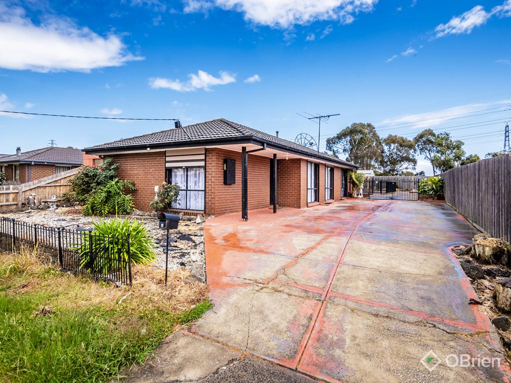 19 Elcan Ave, Cranbourne West, VIC 3977