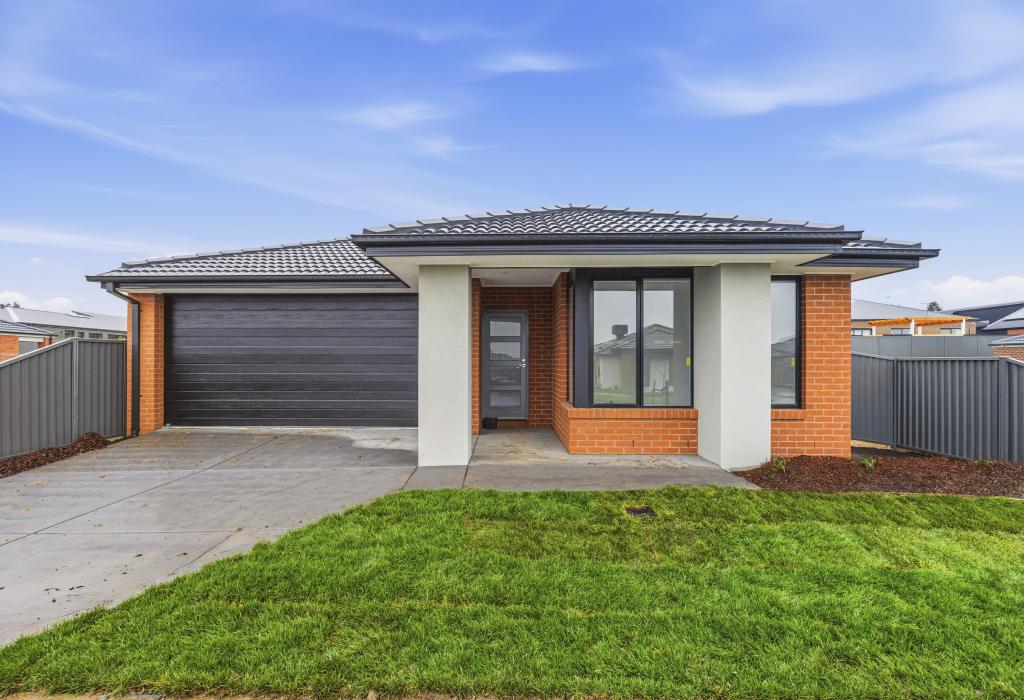 42 Hutchinson Dr, Lucas, VIC 3350