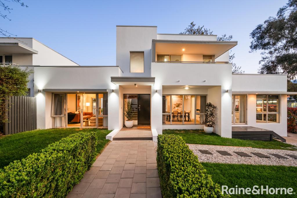 47 Gawler Cres, Deakin, ACT 2600