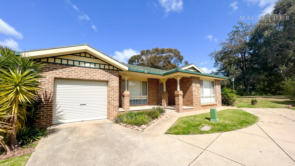 4/95 Balleroo Cres, Glenfield Park, NSW 2650