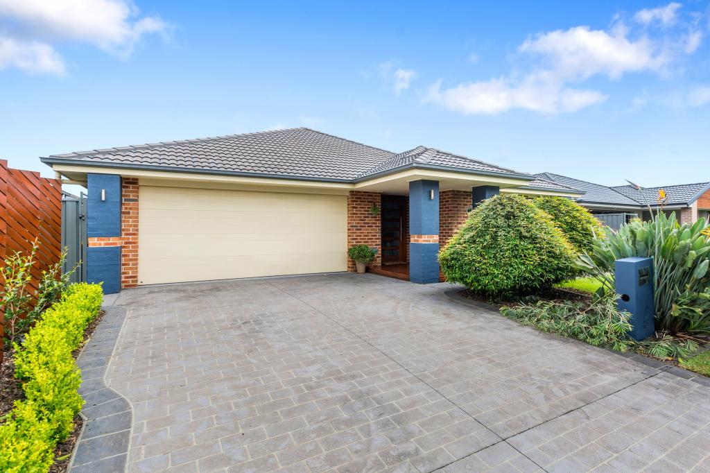 26 Waterview Ave, Haywards Bay, NSW 2530