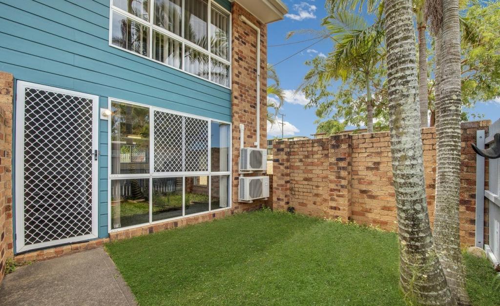10/10 Chapman Dr, Clinton, QLD 4680
