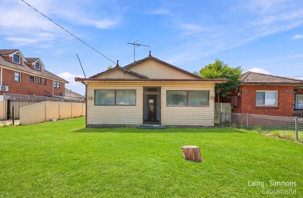 12 Richardson St, Fairfield, NSW 2165