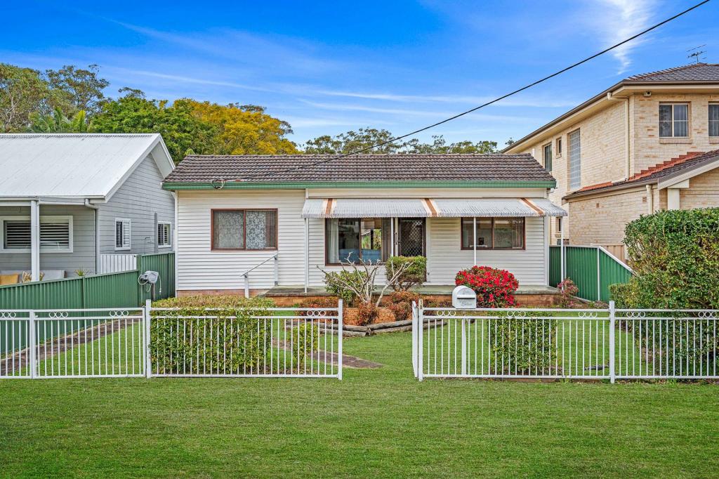 10 Calypta Rd, Umina Beach, NSW 2257