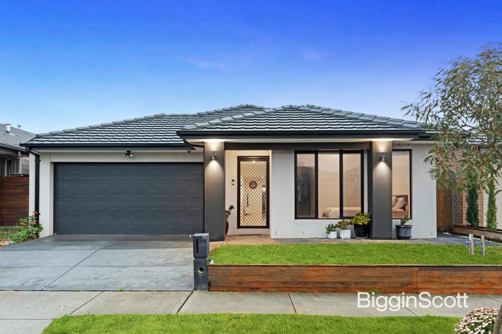 75 Highbury Rd, Clyde North, VIC 3978