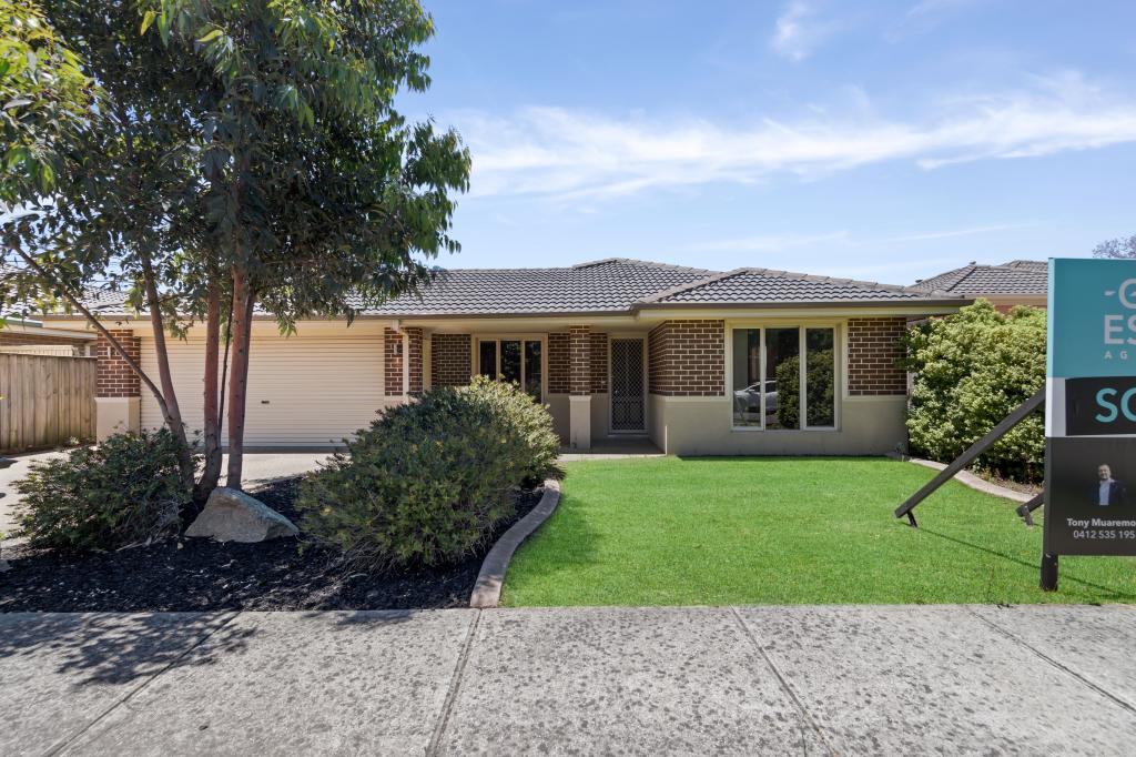 4 Dan Morgan Dr, Cranbourne East, VIC 3977