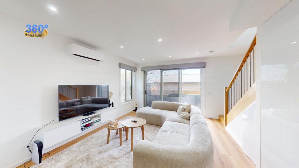 1/12 Esmale St, Strathmore, VIC 3041