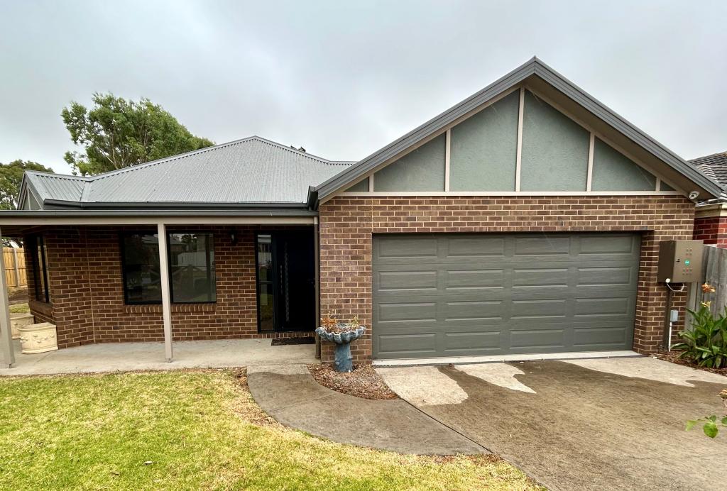 11 North St, Koroit, VIC 3282