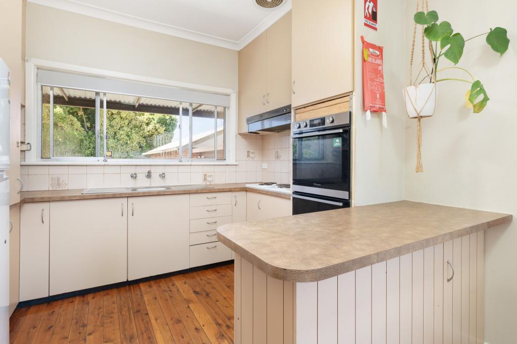 554 Kemp St, Lavington, NSW 2641