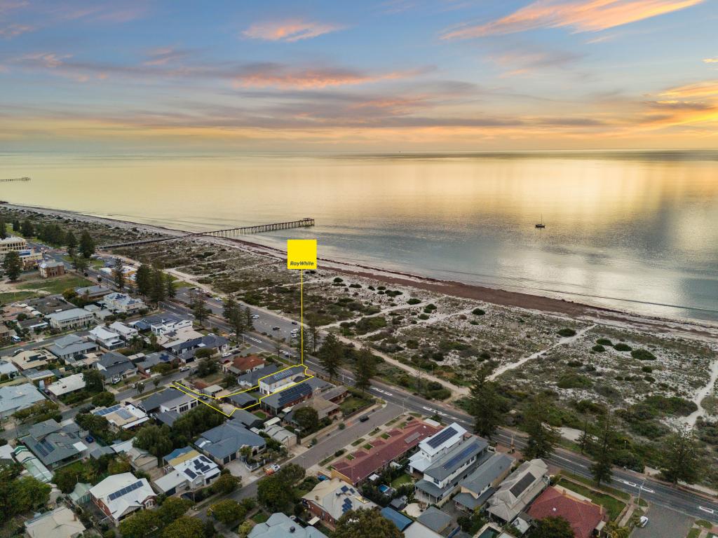 220 Lady Gowrie Dr, Largs Bay, SA 5016